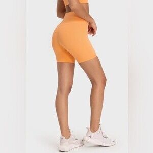 NWT WeWoreWhat Biker Short Size M